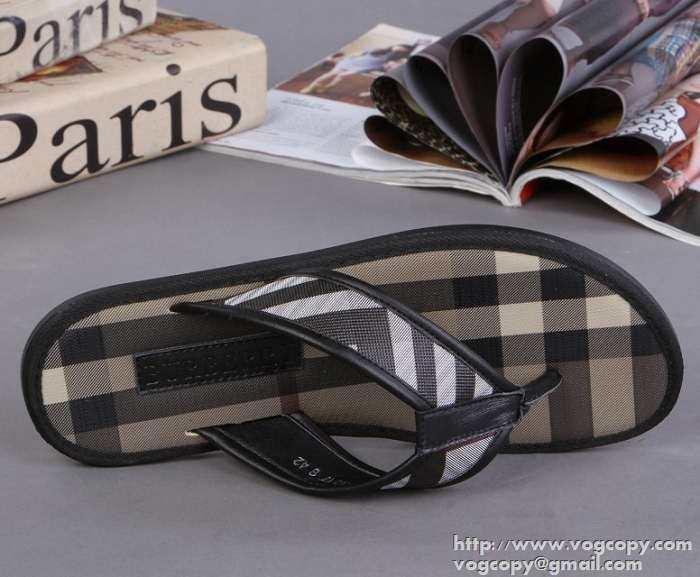 2015 自然に足元をお洒落に BURBERRY バーバリー 軽量で疲れにくい トングサンダル 2色可選