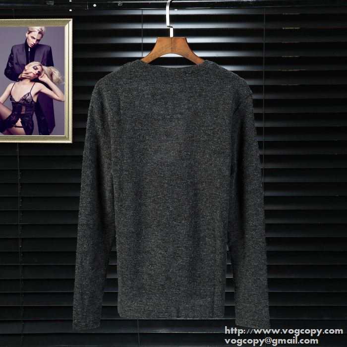 美品　 2015秋冬 ARMANI アルマーニ セーター 便利なアイテム 2色可選