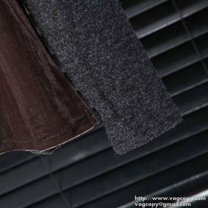美品　 2015秋冬 ARMANI アルマーニ セーター 便利なアイテム 2色可選