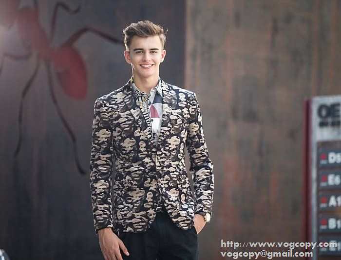 大人気 2015秋冬 Dolce&Gabbana ドルチェ＆ガッバーナ 活躍　スーツ レジャー 激安ブランド