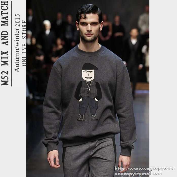 良い生地感　秋冬 dolce&gabbana ドルチェ＆ガッバーナ お洒落なデザインにプルオーバーパーカー