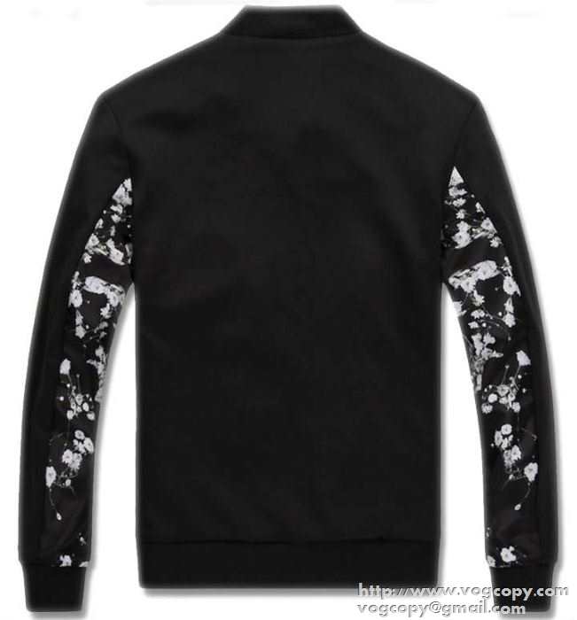 存在感ある　2015秋冬 今季セール GIVENCHY ジバンシー ブルゾン