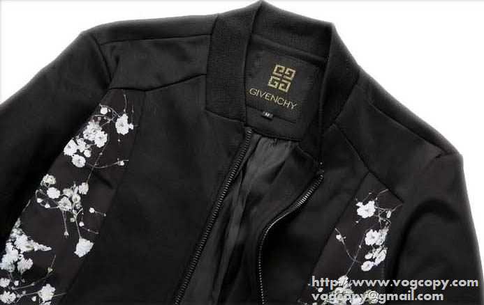 存在感ある　2015秋冬 今季セール GIVENCHY ジバンシー ブルゾン