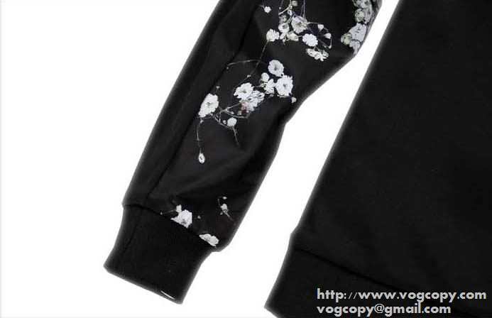 存在感ある　2015秋冬 今季セール GIVENCHY ジバンシー ブルゾン