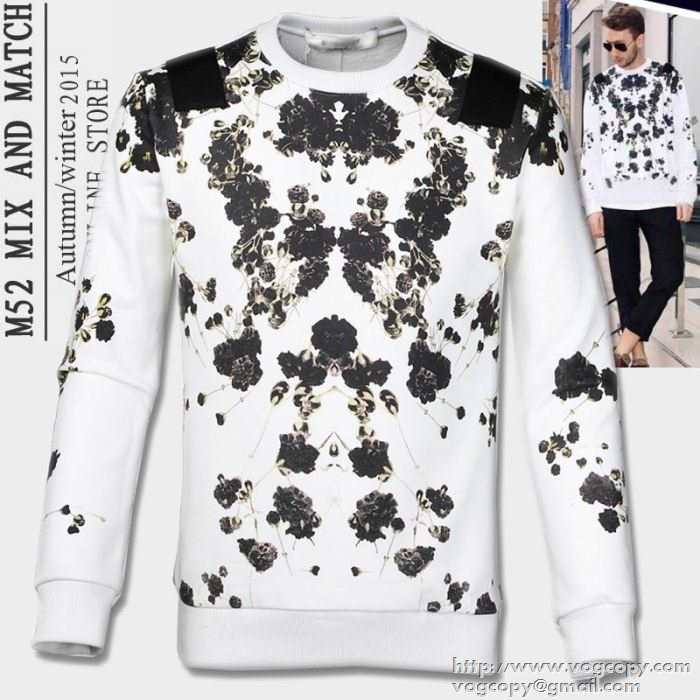 安定感ある　 2015秋冬ファションなデザイン GIVENCHY ジバンシー 人気　プルオーバーパーカー