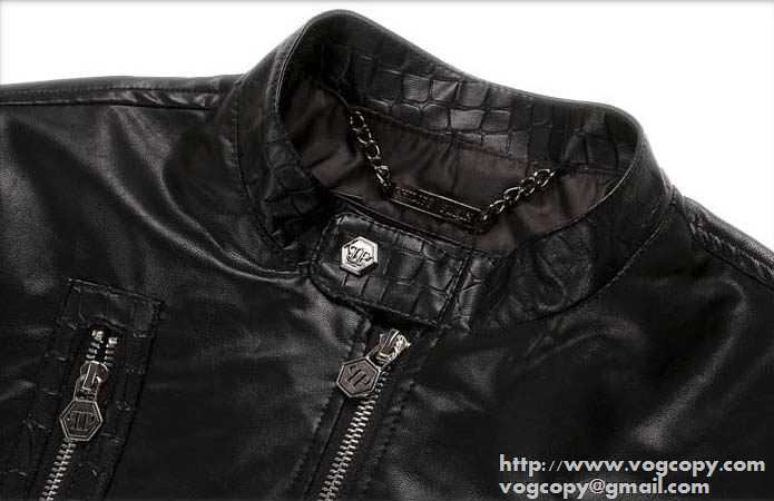 一味違った雰囲気を醸す　2015秋冬 PHILIPP PLEIN フィリッププレイン 定番の革ジャケット