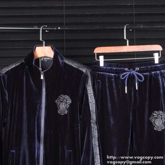 安心感ある 2015秋冬 VERSACE ヴェルサーチ 値下げる　セットアップ上下 2色可選