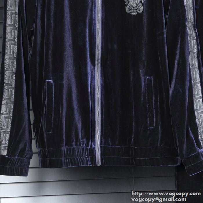 安心感ある 2015秋冬 VERSACE ヴェルサーチ 値下げる　セットアップ上下 2色可選