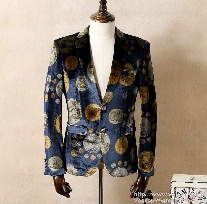 お買い得　2015秋冬 VERSACE ヴェルサーチ 注目のアイテム　スーツ レジャー