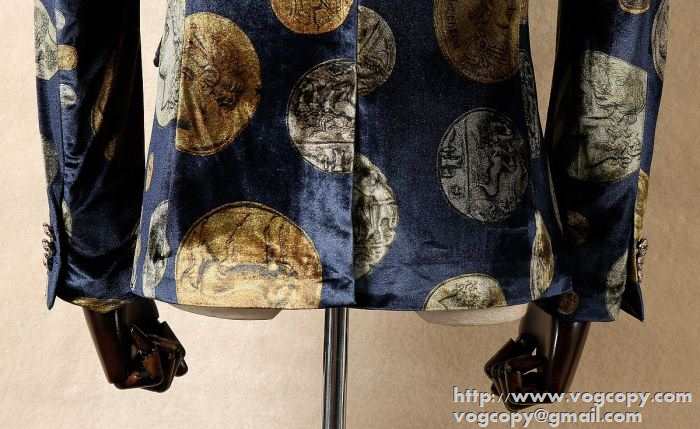 お買い得　2015秋冬 VERSACE ヴェルサーチ 注目のアイテム　スーツ レジャー