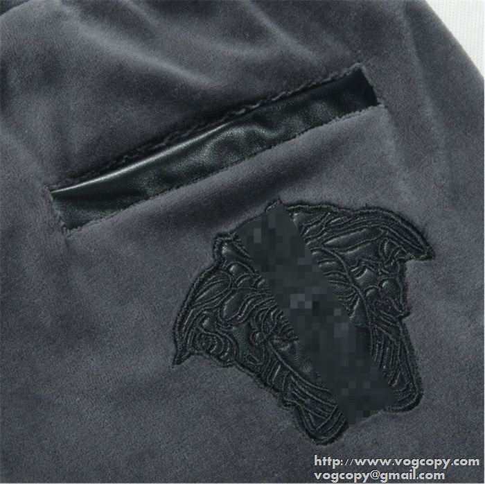 値下げる 2015秋冬 versace ヴェルサーチ 長く愛され続けている　ジャージセット 2色可選