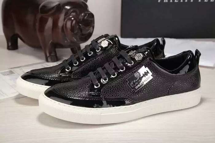 2016 落ち着いた感覚 フィリッププレイン PHILIPP PLEIN フラットシューズ