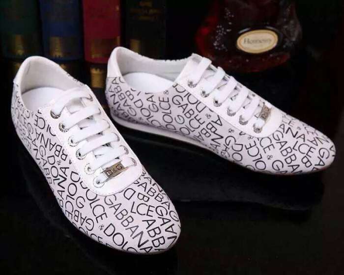 お買得 2016 ドルチェ＆ガッバーナ Dolce&Gabbana スニーカー 軽量で疲れにくい