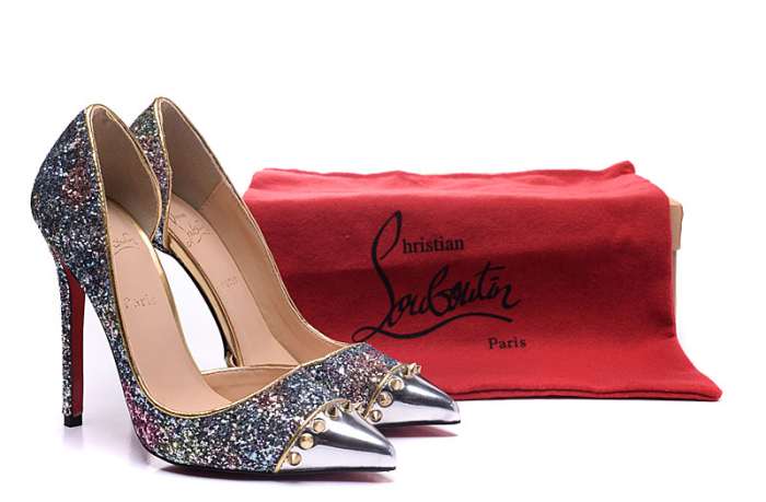 2016 Christian Louboutinクリスチャンルブタン ハイヒール スタッズ
