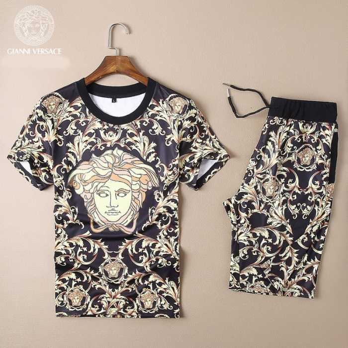 大特価 2016春夏 ヴェルサーチ VERSACE 半袖セットアップ