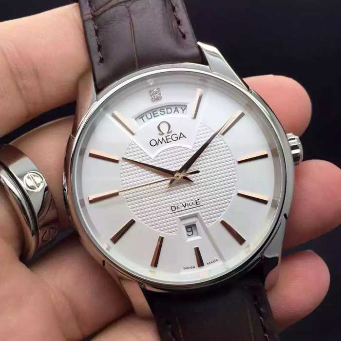 数に限りがある2016 OMEGA オメガ 3針クロノグラフ 日付表示 男性用腕時計 6色可選