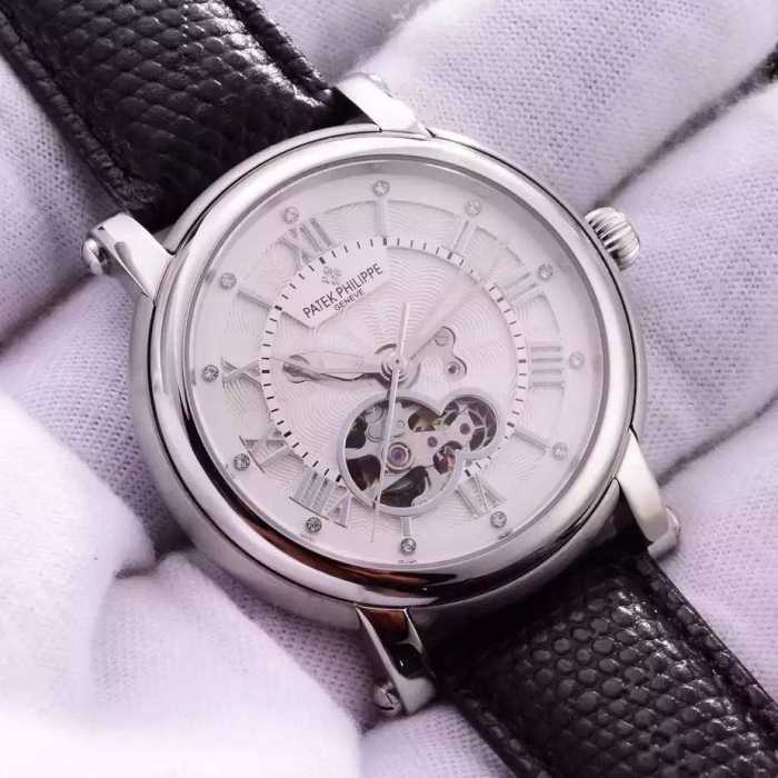 人気商品 2016 Patek Philippe パテックフィリップ 6針クロノグラフ 日付表示 腕時計