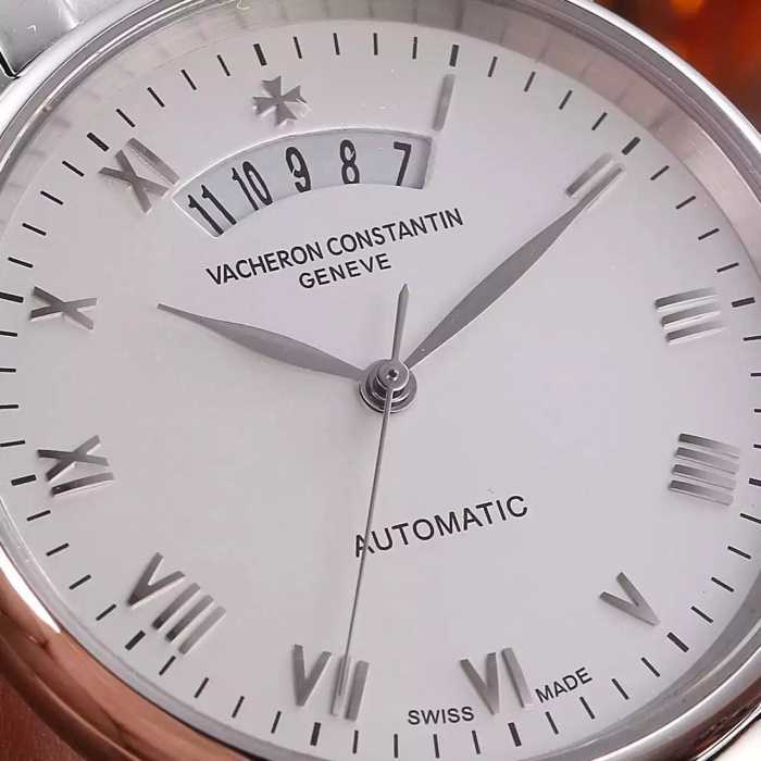 2016 ファション性の高い Vacheron Constantin ヴァシュロン コンスタンタン 男性用腕時計 4色可選