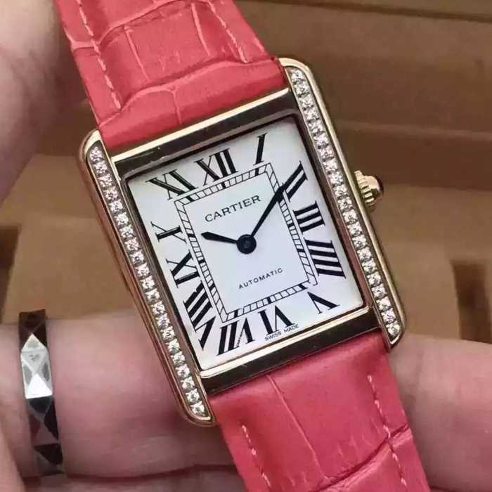 魅力的 2016 CARTIER カルティエ サファイヤクリスタル風防 スイスムーブメントETA2671 女性用腕時計 3色可選