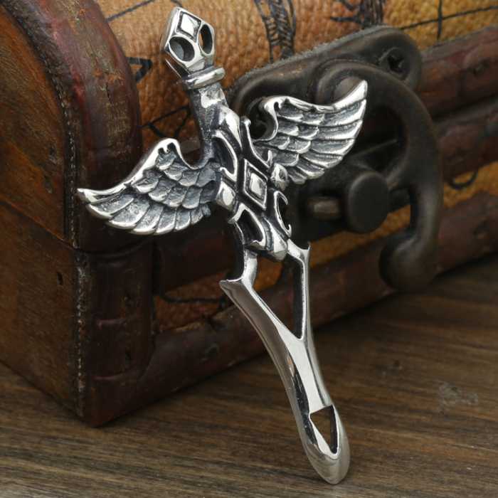 海外セレブ定番愛用 2016 クロムハーツ CHROME HEARTS シルバー925 ペンダントトップ 剣