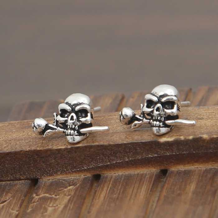 2016 肌触りの気持ちい〜 クロムハーツ CHROME HEARTS シルバー925 ピアス