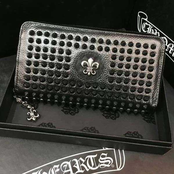 愛らしさ抜群！ 2016春夏 クロムハーツ CHROME HEARTS 財布