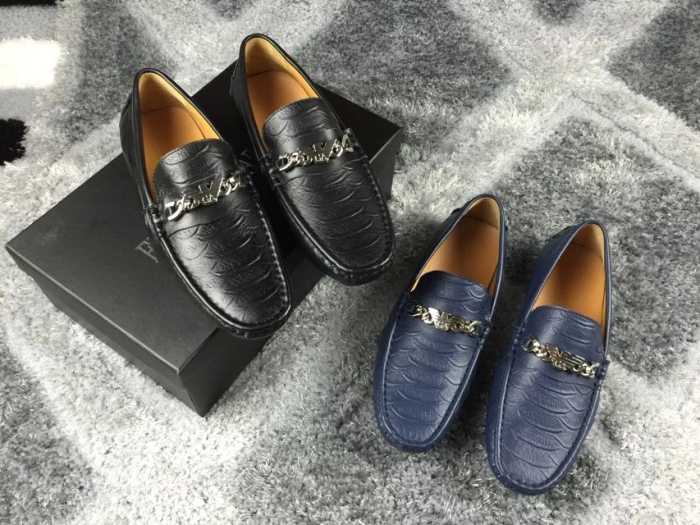 モデル大絶賛♪  2016 アルマーニARMANI  カジュアルシューズ 2色可選