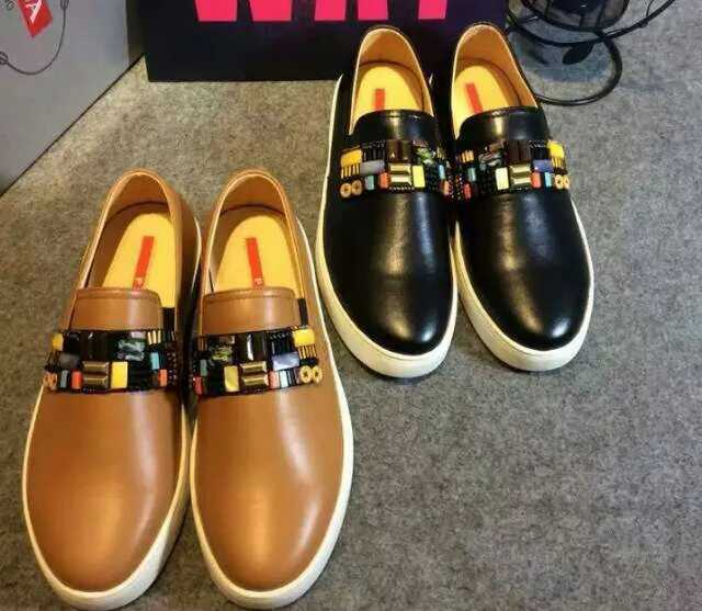 特別人気感謝SALE 2016 プラダ PRADA フラットシューズ 2色可選