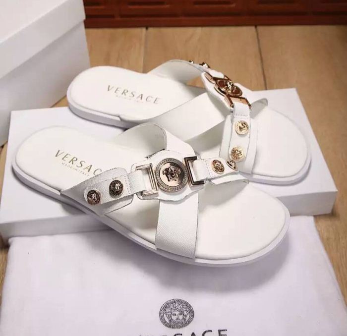 値下げ！ 2016 ヴェルサーチVERSACE  サンダル