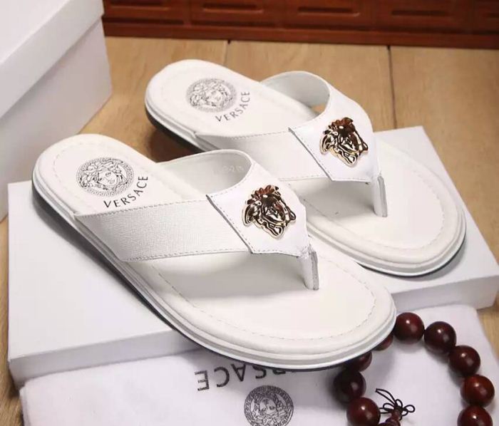 希少  2016 ヴェルサーチVERSACE  サンダル