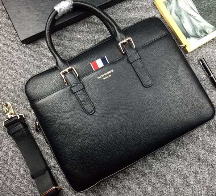 【激安】 2016  トムブラウンTHOM BROWNE 手持ち&ショルダー掛け 3055-1