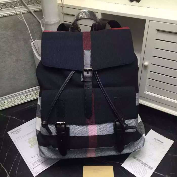 スタイリッシュな印象 2016 バーバリーBURBERRY  バックパック 1686
