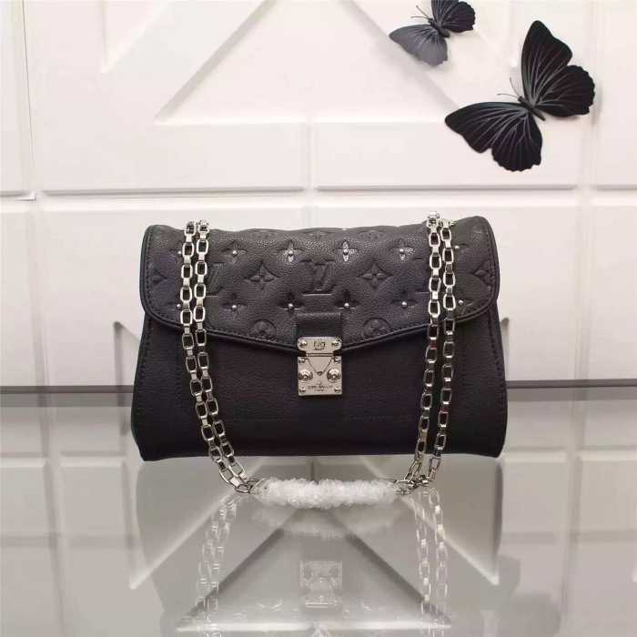2016 セール中  ルイ ヴィトンLOUIS VUITTON ショルダーバッグ 3色可選 48932