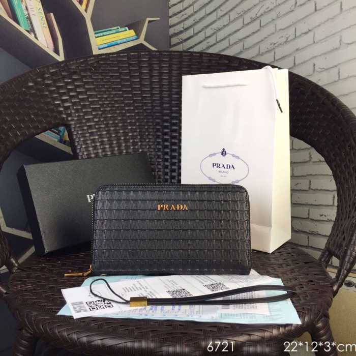 ポップ 2016 プラダPRADA  財布 6721