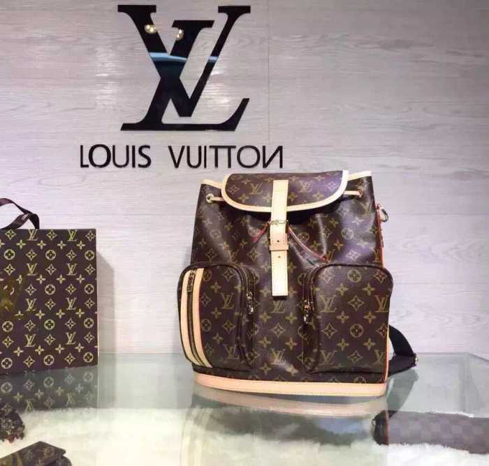 耐久性に優れ 2016  ルイ ヴィトンLOUIS VUITTON バックパック M40107
