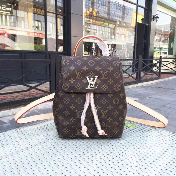 希少 2016 ルイ ヴィトン LOUIS VUITTON リュック ハンドバッグ 2色可選 M51161 M41815