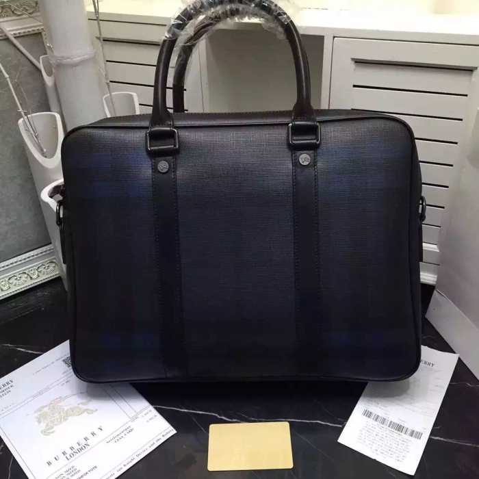 2016 人気商品  バーバリーBURBERRY  手持ち&ショルダー掛け 9645-1