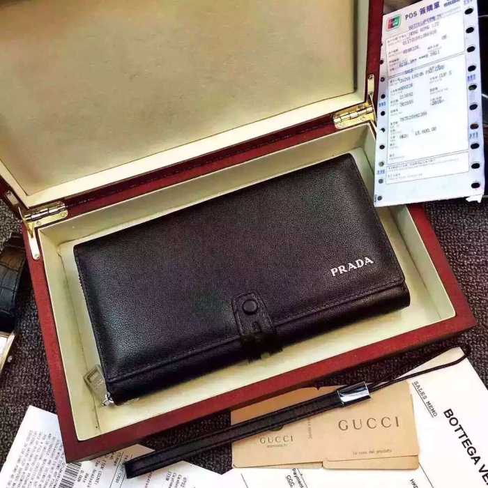 2016 首胸ロゴ プラダPRADA  ビジネスケース 7064-2