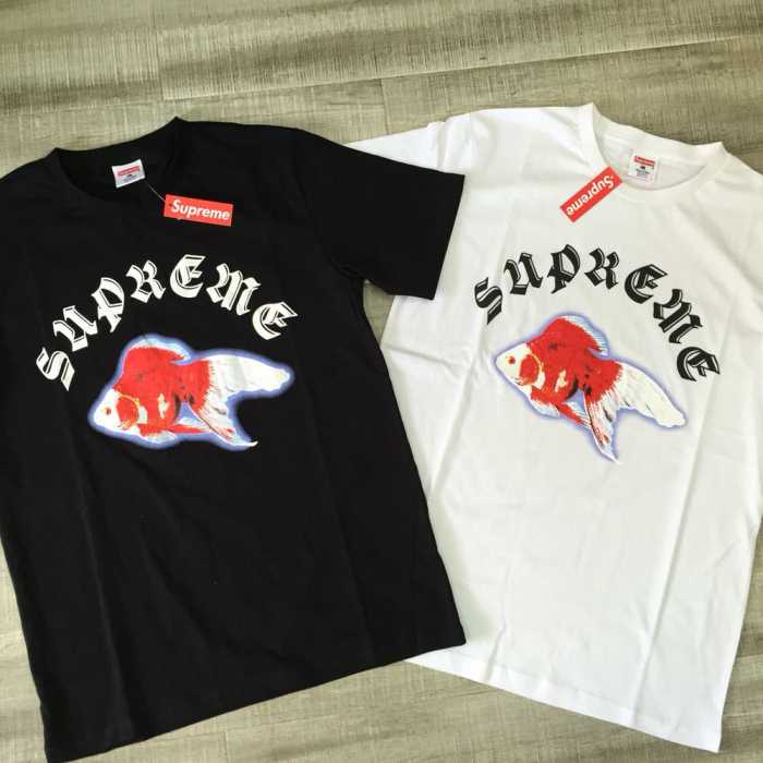 お買い得品 Supreme シュプリーム 16SS Sasquatchfabrix. Goldfish Tee 男女兼用 半袖Tシャツ 2色可選