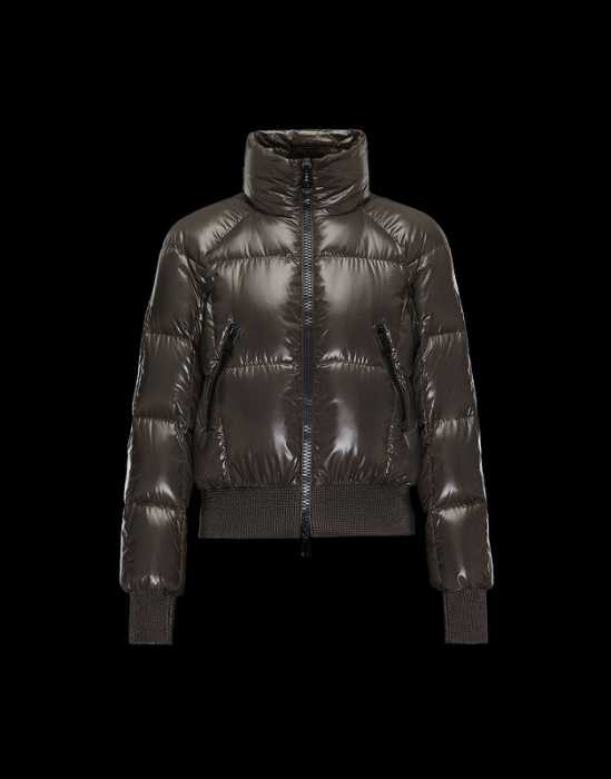 2016秋冬 モンクレール MONCLER 着心地抜群 ダウンジャケットふわふわな感触