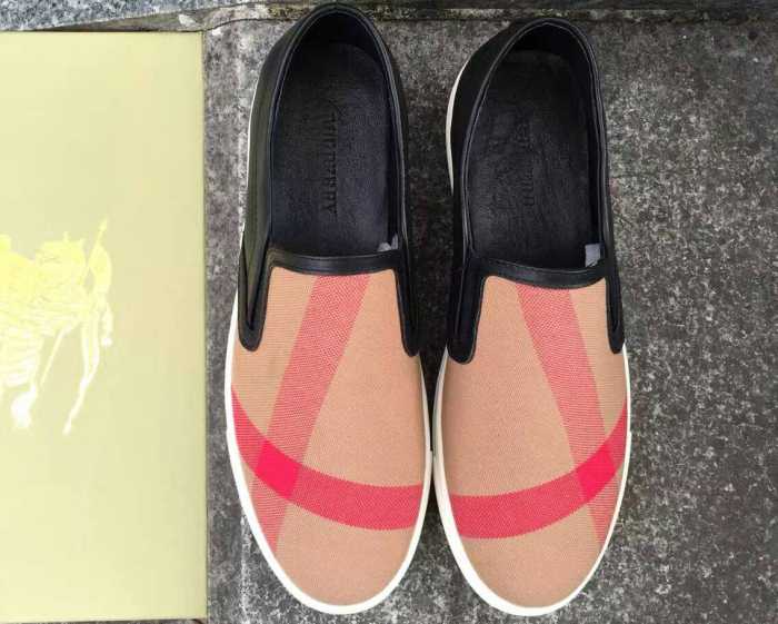 お買い得品 2016秋冬 バーバリー BURBERRY スリップオン