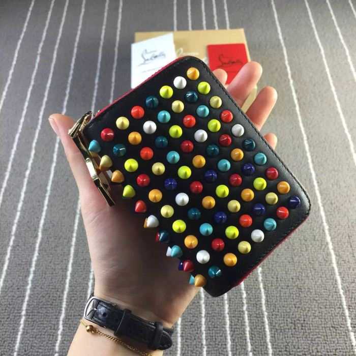  2016秋冬高級感ある クリスチャンルブタンChristian Louboutin ミニ財布