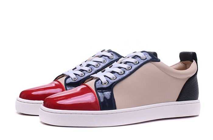  上質 大人気！ 2016秋冬 クリスチャンルブタンChristian Louboutin フラットシューズ