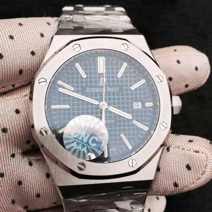 ◆モデル愛用◆2016  オーデマ ピゲAUDEMARS PIGUET 腕時計 2824自動巻き ムーブメント 39mm