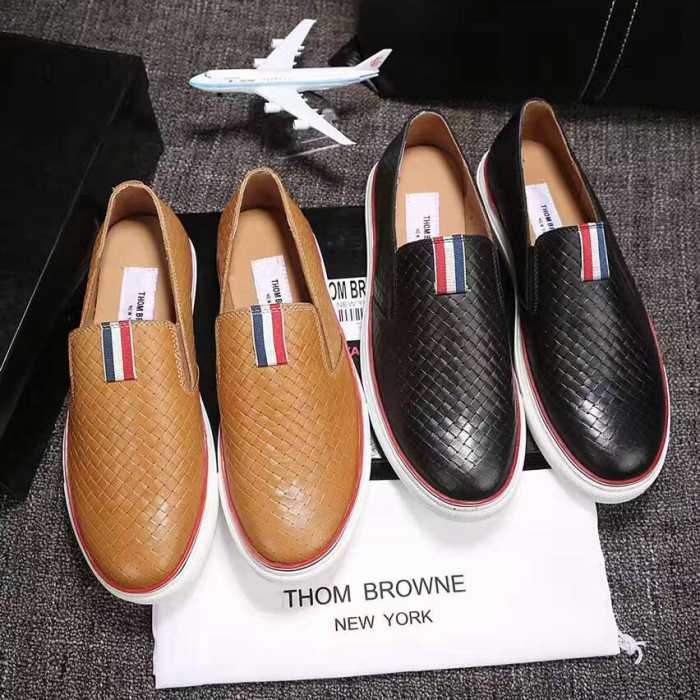 2016秋冬 大好評 トムブラウンTHOM BROWNE スリップオン 2色可選