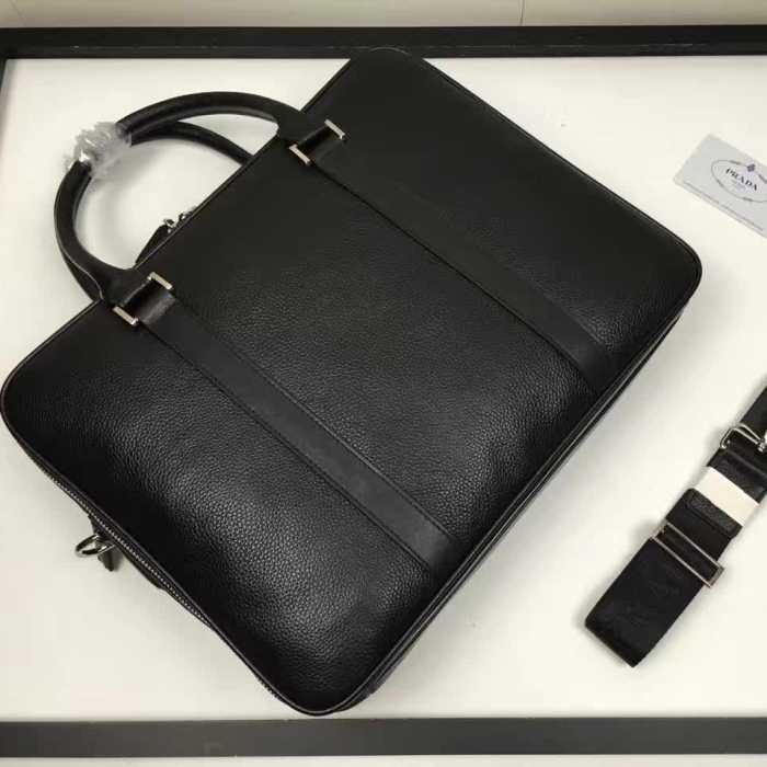 2017春夏 お洒落に魅せる プラダ PRADA 手持ち&ショルダー掛け