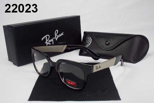 大人の落ち着いた雰囲気　春夏 レイバン Rayban カッコイイなサングラス.