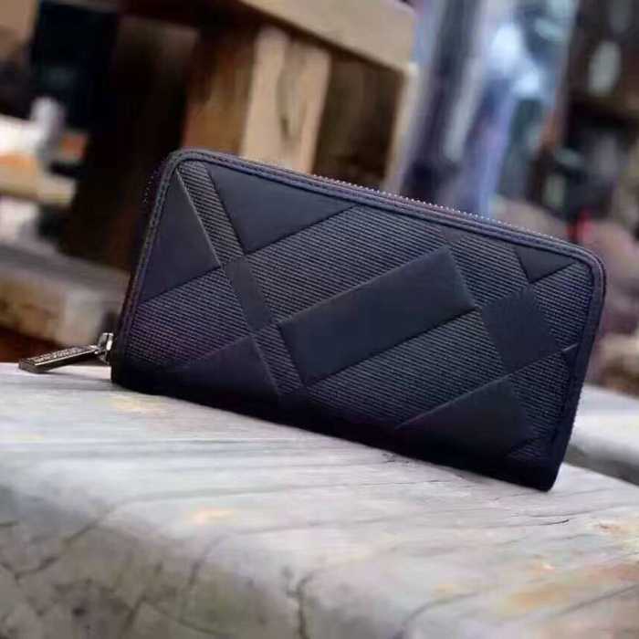 2017春夏 完売品！ バーバリー BURBERRY 長財布